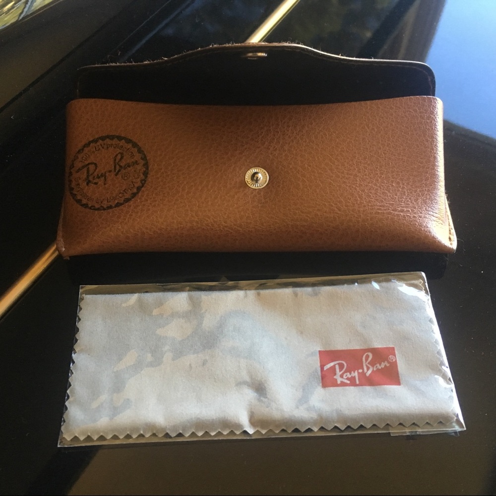 Ray-Ban case - Picture 3 of 3
